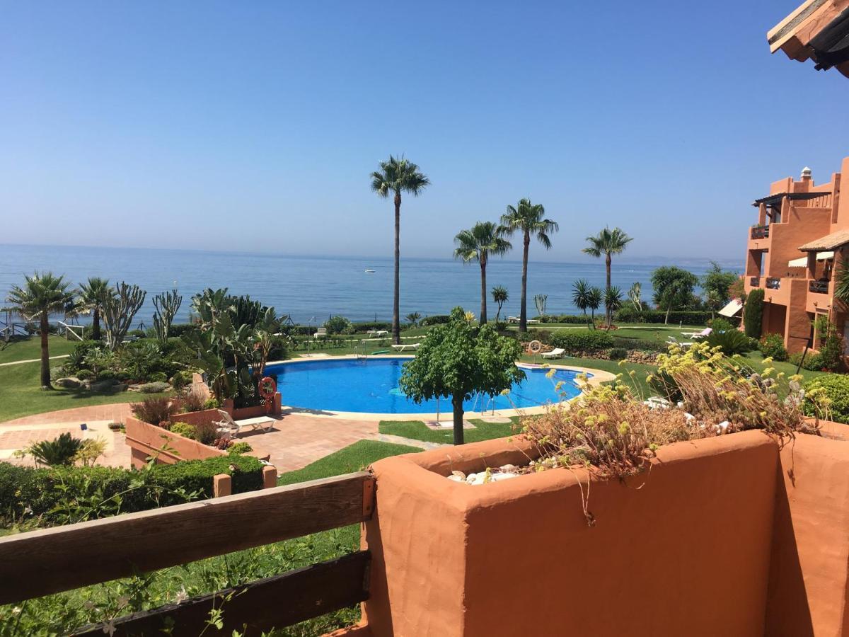 Casa De Dolores Estepona Exterior photo